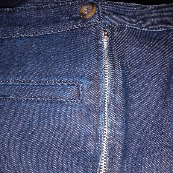 J.Jill  Denim PIXIE Slim Leg Crops jeans size 4 - Picture 2 of 7